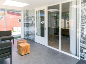 Modern holiday home 700 m from the beach